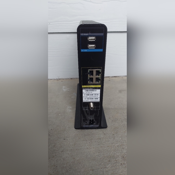 Technicolor Cable Modem Model TC8715D - Picture 2 of 3